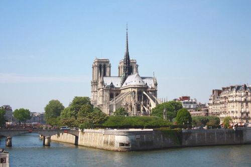 Investir dans l’immobilier locatif en Ile de France 2025